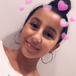 Meet your Posher, Vivi